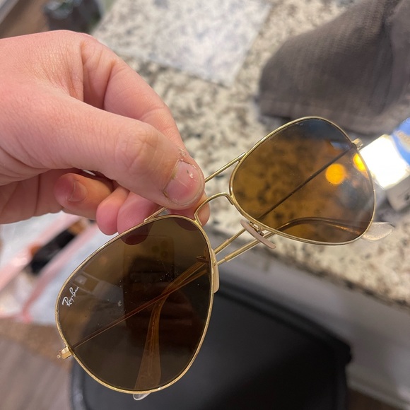 Ray-Ban Aviators - Picture 2 of 3